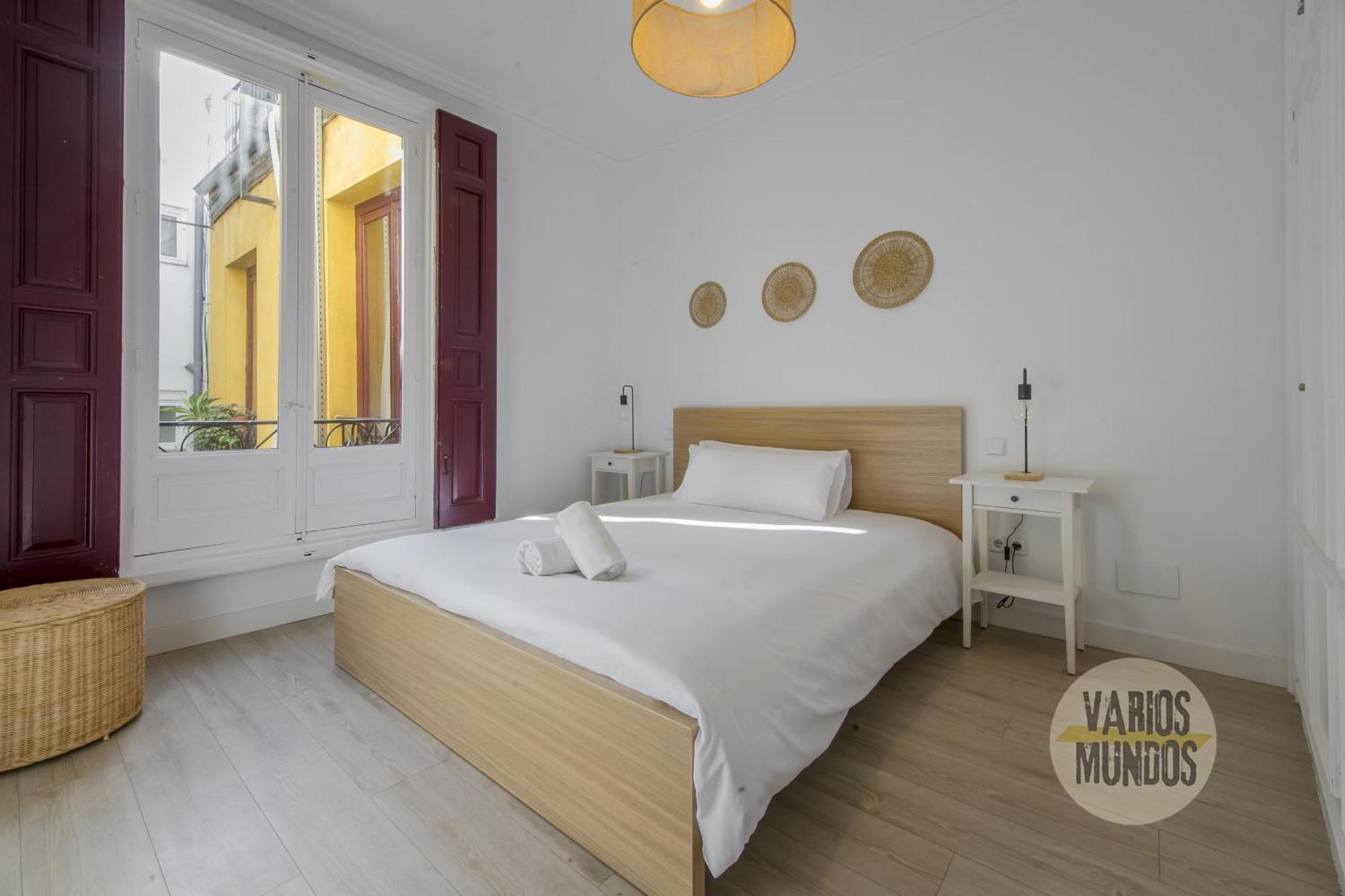 Elegant Apt Para 4Pax En Las Letras-Cortes Madrid Esterno foto